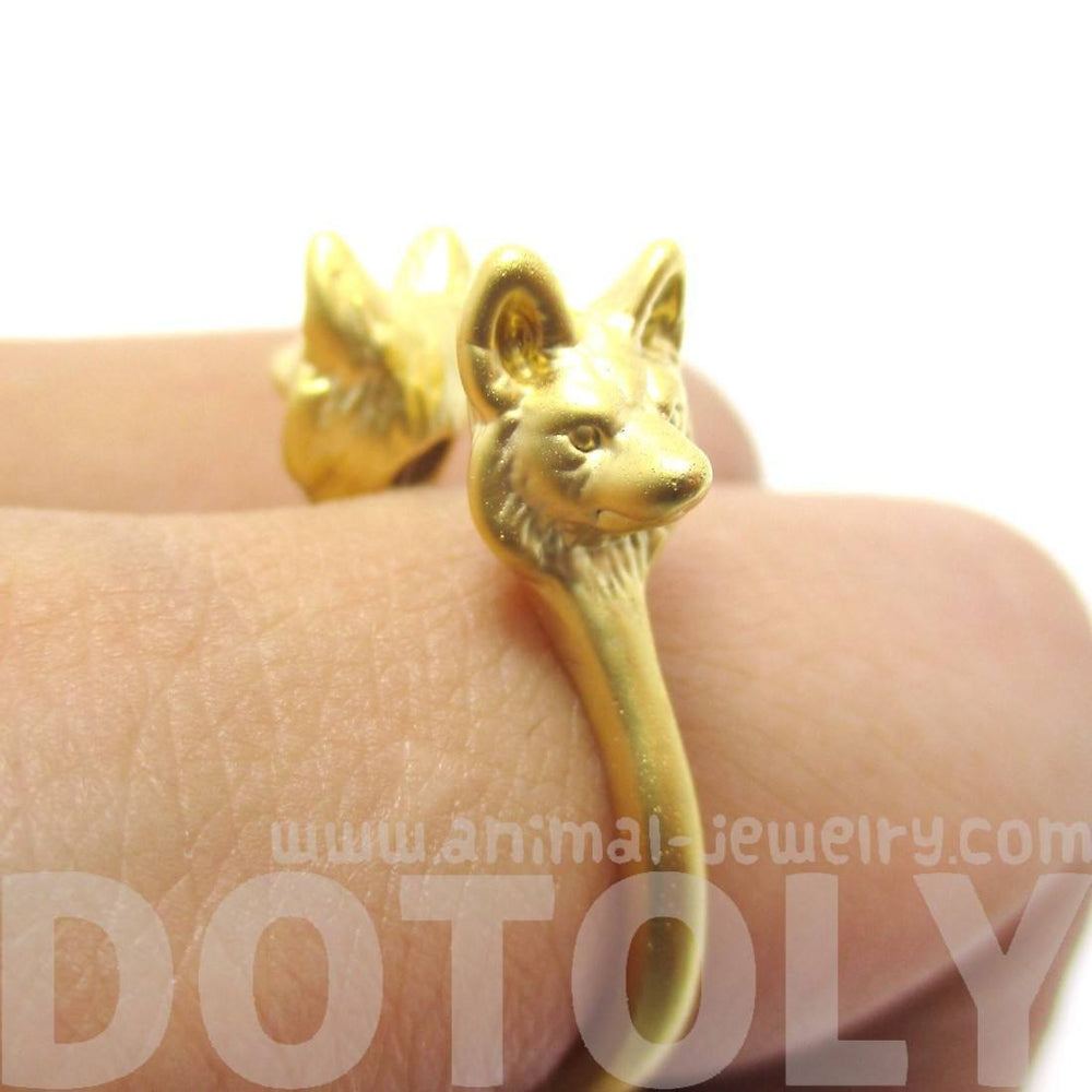 3D Double Wolf Face Shaped Ring in Gold | Animal Jewelry | DOTOLY