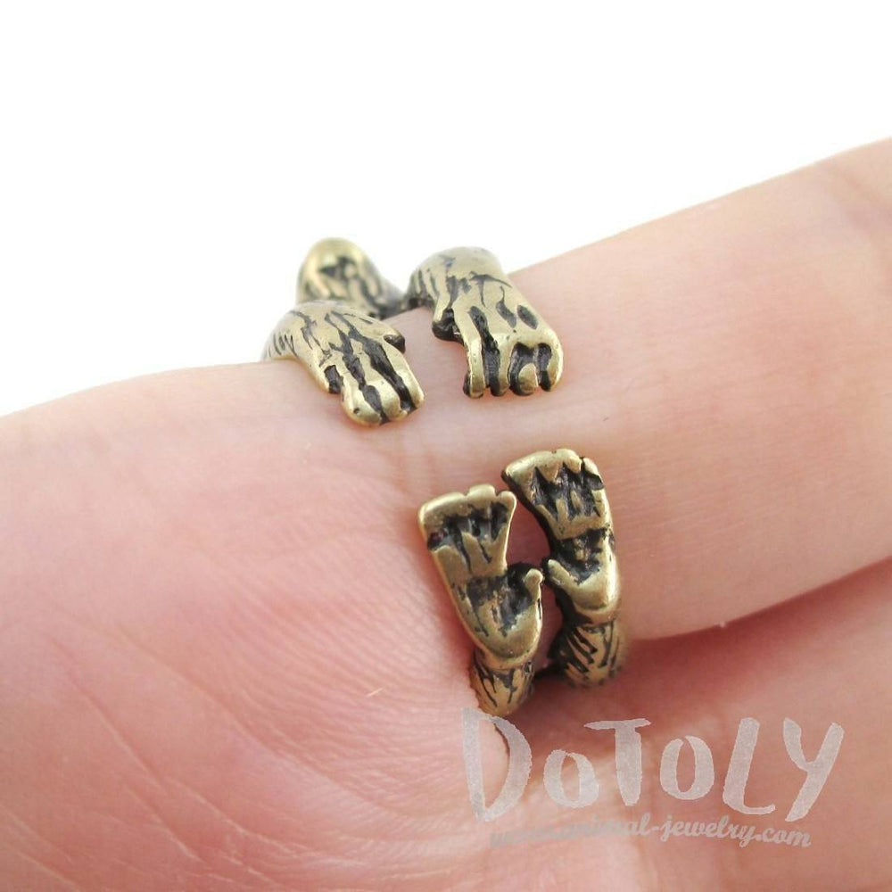 Gorilla Ape Shaped King Kong Wrapped Around Your Finger Ring in Brass