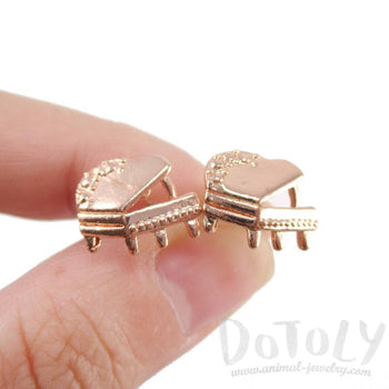 3D Grand Piano Shaped Music Themed Stud Earrings in Rose Gold | DOTOLY | DOTOLY