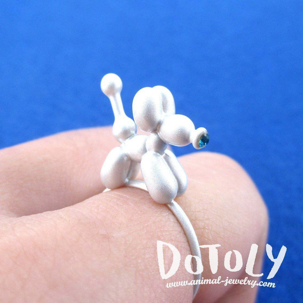 3D Jeff Koons Balloon Dog Shaped Ring in White | DOTOLY