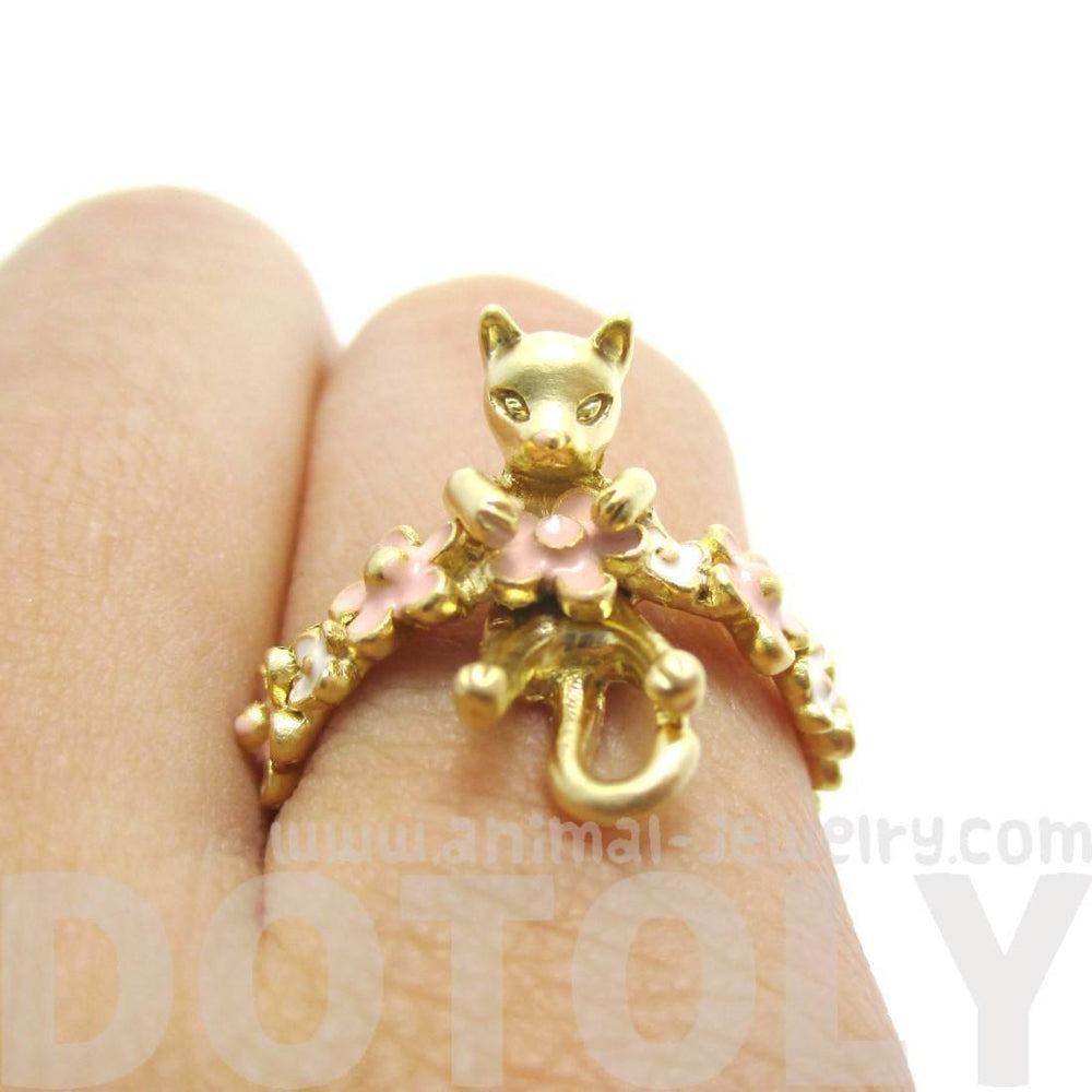 3D Kitty Cat Shaped Animal Ring on a Floral Band in Gold | DOTOLY