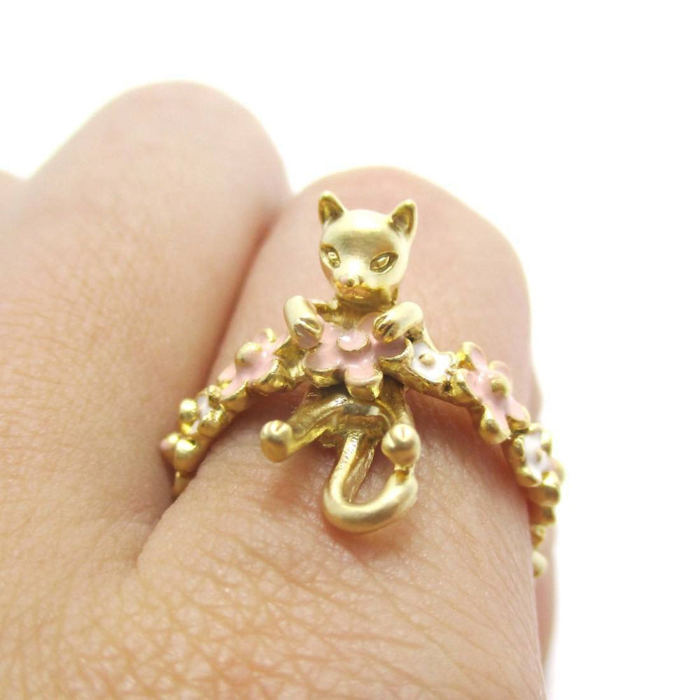 3D Kitty Cat Shaped Animal Ring on a Floral Band in Gold | DOTOLY