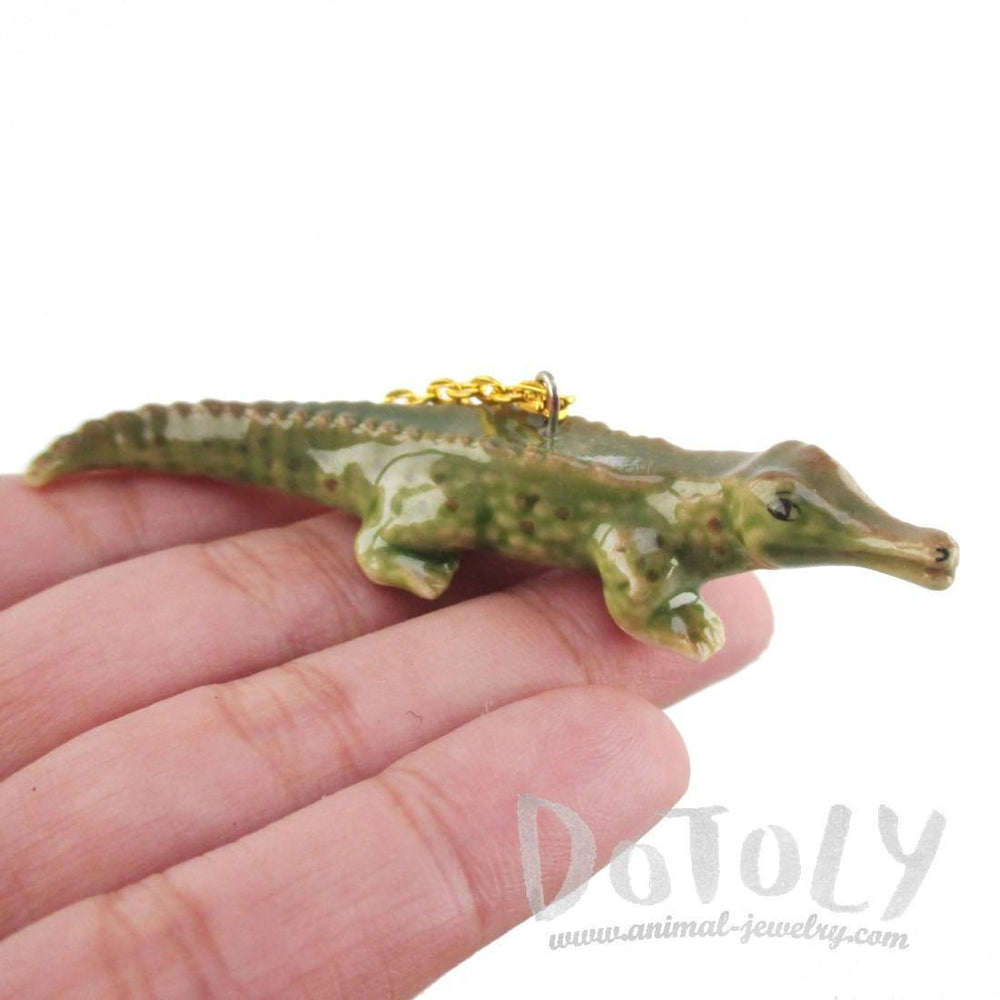 3D Porcelain Crocodile Shaped Ceramic Pendant Necklace | DOTOLY