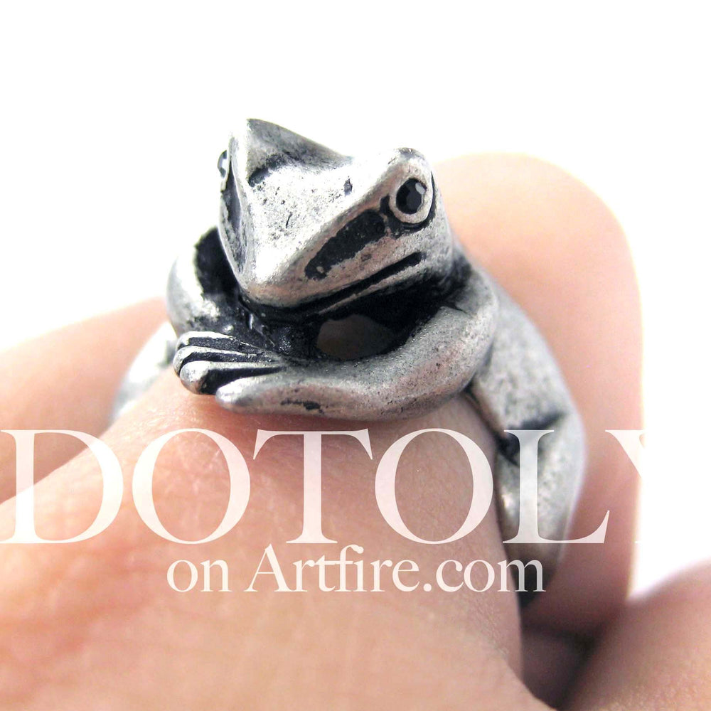 Frog Toad Animal Wrap Around Hug Ring in Silver - Size 4 to 9 Available | DOTOLY