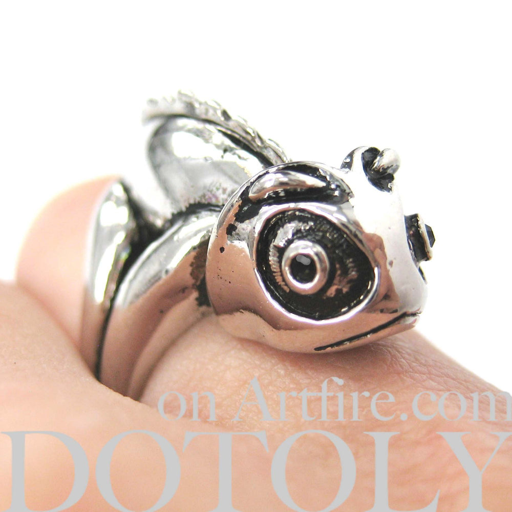 3D Adjustable Iguana Chameleon Animal Wrap Around Hug Ring in Shiny Silver | DOTOLY