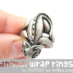 3D Adjustable Iguana Chameleon Animal Wrap Around Hug Ring in Silver | Animal Jewelry | DOTOLY