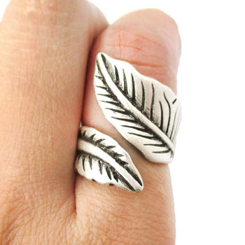 Classic Leaves Wrapped Around Your Finger Shaped Floral Ring in Silver