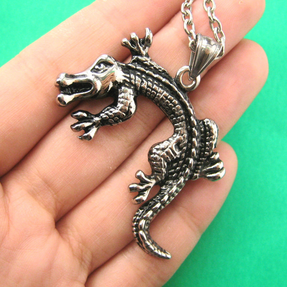 Alligator Crocodile Animal Pendant Necklace in Silver for Men and Women | DOTOLY