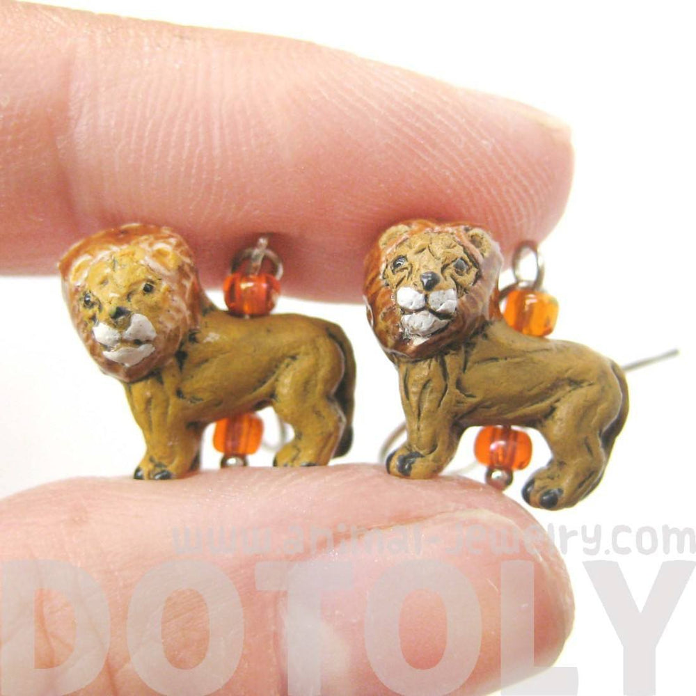 Detailed Lion Shaped Porcelain Ceramic Animal Dangle Earrings | DOTOLY