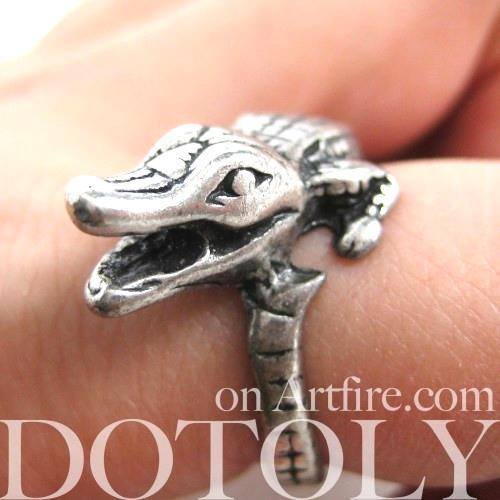 miniature-crocodile-wrap-animal-ring-in-silver