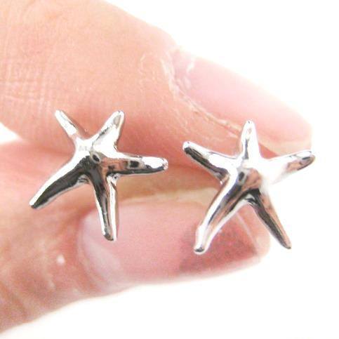 small-simple-starfish-star-shaped-stud-earrings-in-silver