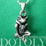 Realistic Frog Animal Pendant Necklace in Silver | Animal Jewelry | DOTOLY