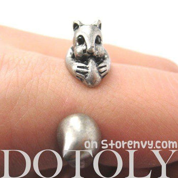 Squirrel Chipmunk With Acorn Animal Wrap Around Ring in Silver | US Sizes 5 to 9 | DOTOLY