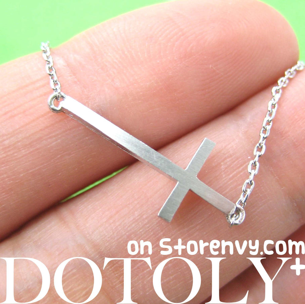 simple-cross-shaped-bar-bracelet-in-sterling-silver