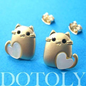 Kitty Cat Animal Stud Earrings in Gold with Heart Shaped Detail | ALLERGY FREE | DOTOLY