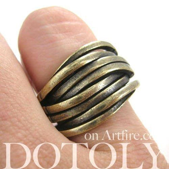 Unique Abstract Wavy Woven Spoon Ring in Brass | DOTOLY | DOTOLY