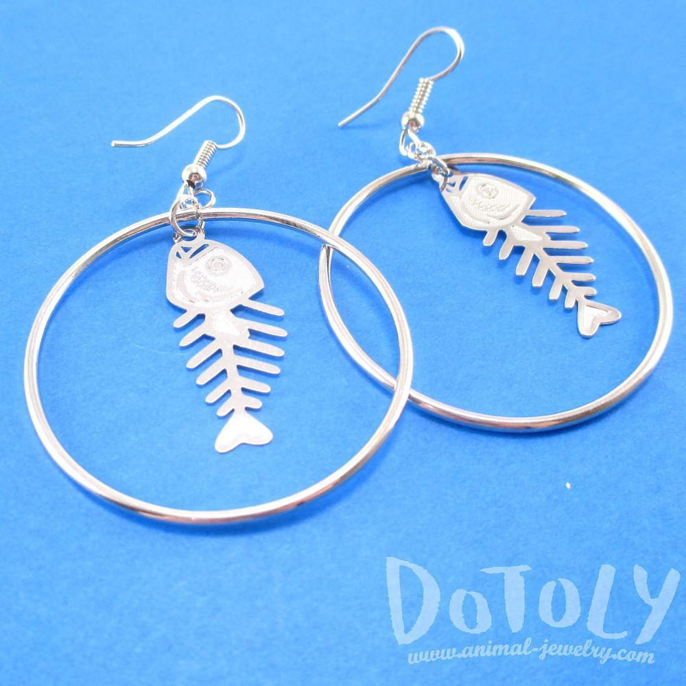 Fishbone Cut Out Shaped Dangle Hoop Earrings in Silver | Animal Jewelry | DOTOLY