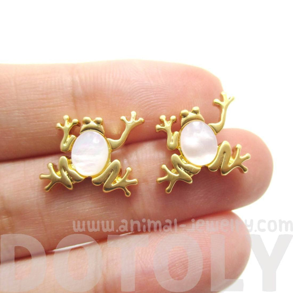 Frog Toad Shaped Animal Themed Stud Earrings in Gold with Pearl Detail | DOTOLY | DOTOLY