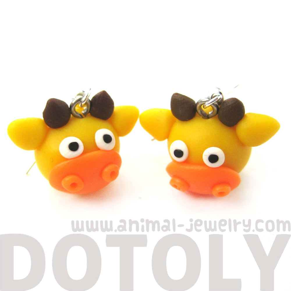 Giraffe Shaped Animal Themed Polymer Clay Dangle Earrings | DOTOLY | DOTOLY