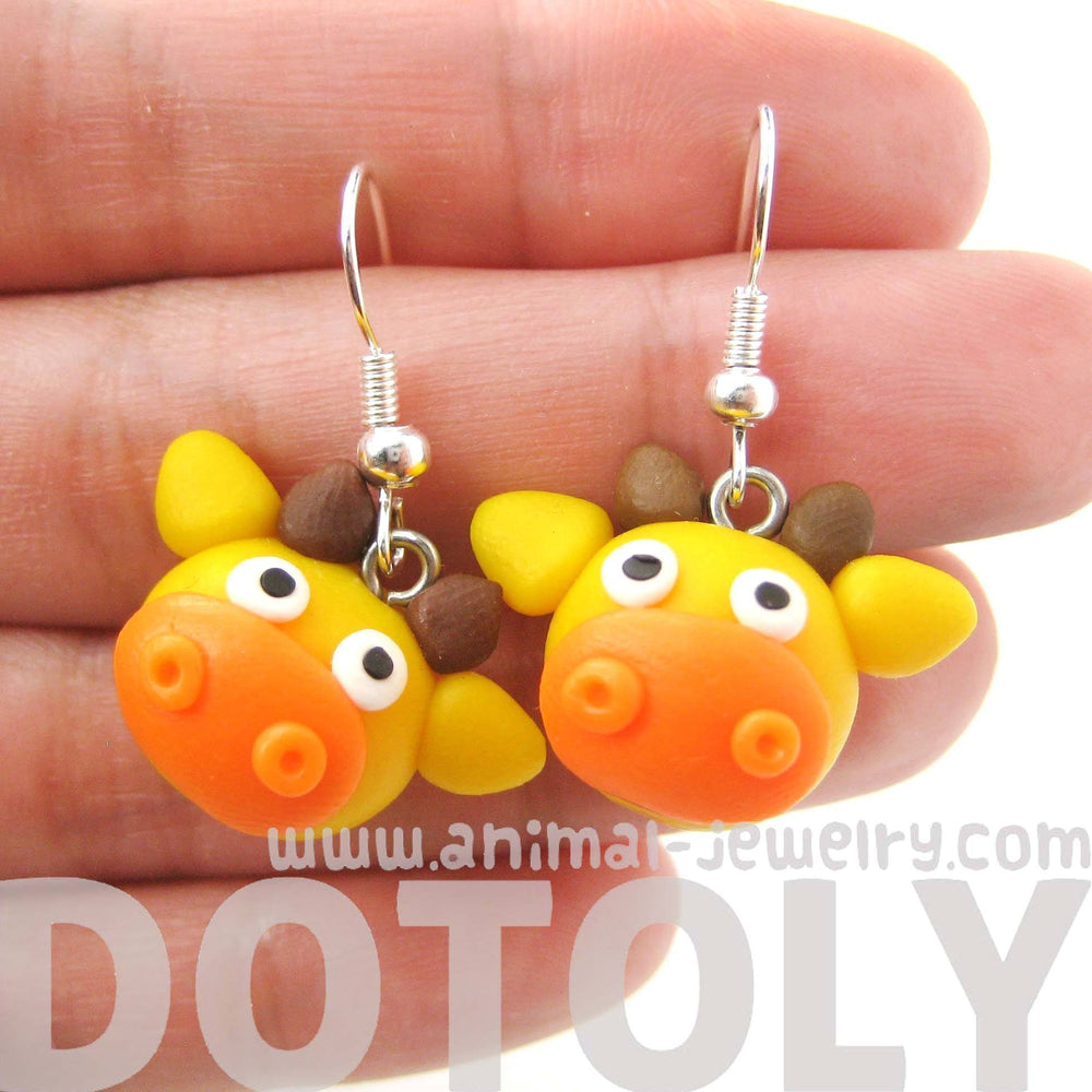 Giraffe Shaped Animal Themed Polymer Clay Dangle Earrings | DOTOLY | DOTOLY