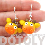 Giraffe Shaped Animal Themed Polymer Clay Dangle Earrings | DOTOLY | DOTOLY