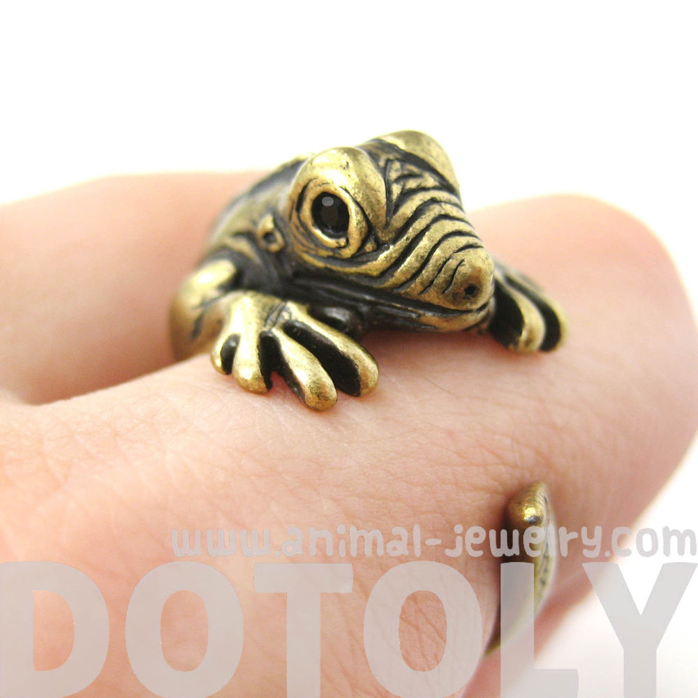 Iguana Chameleon Animal Wrap Around Hug Ring in Brass | US Sizes 4 to 9 | DOTOLY