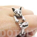 Kitty Cat Eating Fish Shaped Animal Wrap Ring in Silver | US Sizes 7 to 9 | DOTOLY