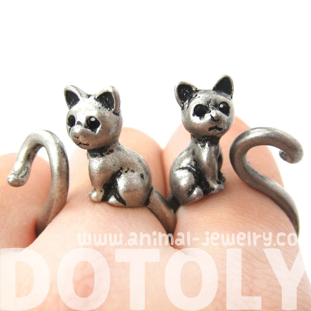 Kitty Cat Right Facing Animal Wrap Around Ring in Silver - Sizes 5 to 9 Available | DOTOLY