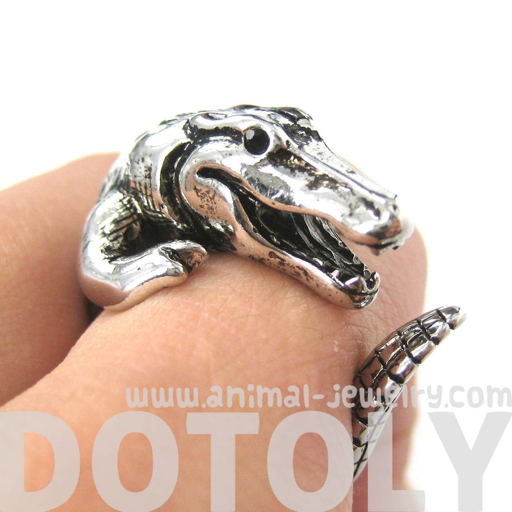 large-crocodile-alligator-dragon-animal-wrap-around-hug-ring-in-shiny-silver-size-4-to-9