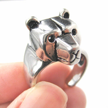 3D Adjustable Polar Bear Animal Wrap Around Hug Ring in Shiny Silver | Animal Jewelry | DOTOLY