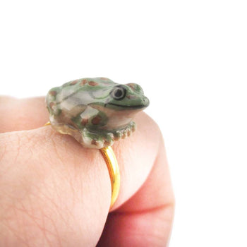 Porcelain Green Spotted Frog Shaped Ceramic Adjustable Animal Ring