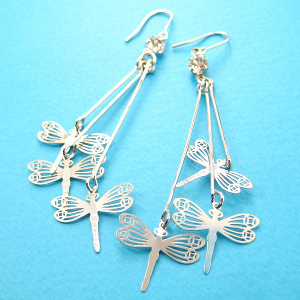 Anello con design a libellula, fascia in argento sterling testurizzato, gioielli naturali fatti a mano - Italia Anello con design a libellula, fascia in argento sterling testurizzato, gioielli naturali fatti a mano - Italia