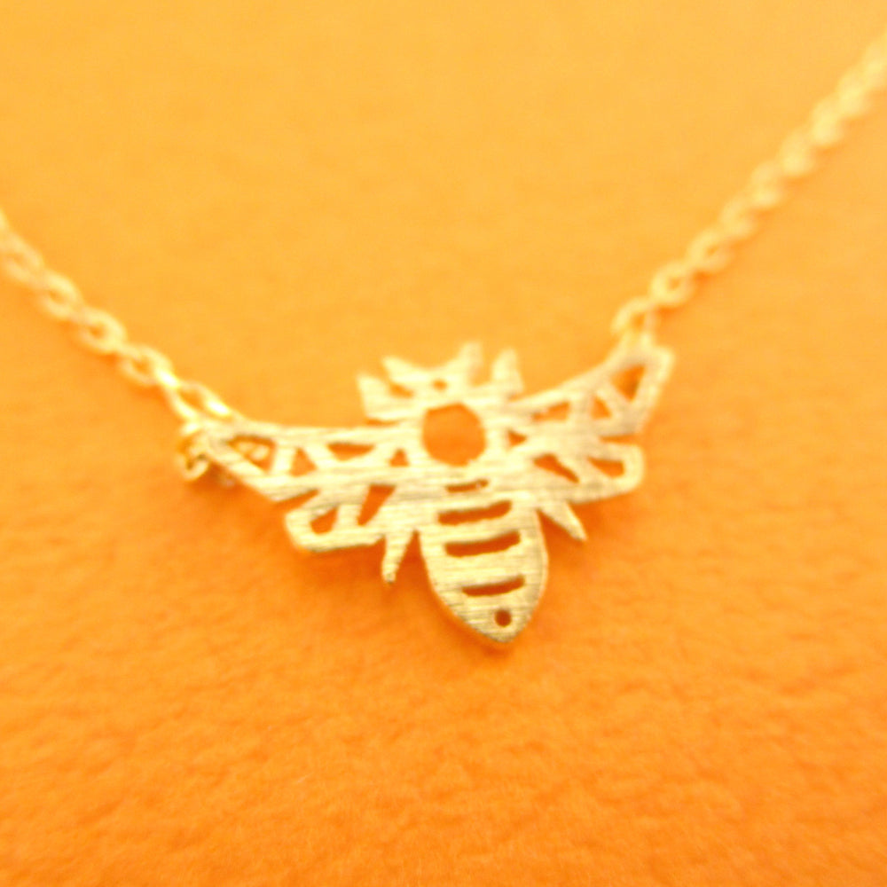 Queen Bumble Bee Outline Shaped Animal Pendant Necklace in Gold