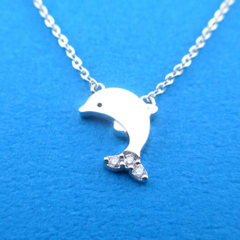 Rhinestone Bottlenose Dolphin Shaped Pendant Necklace in Silver