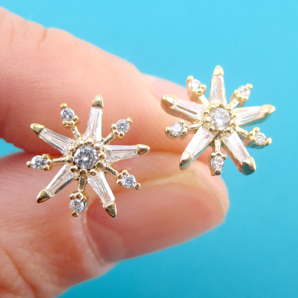 Shiny Rhinestone Sirius Star Shaped Stellar Space Themed Stud Earrings