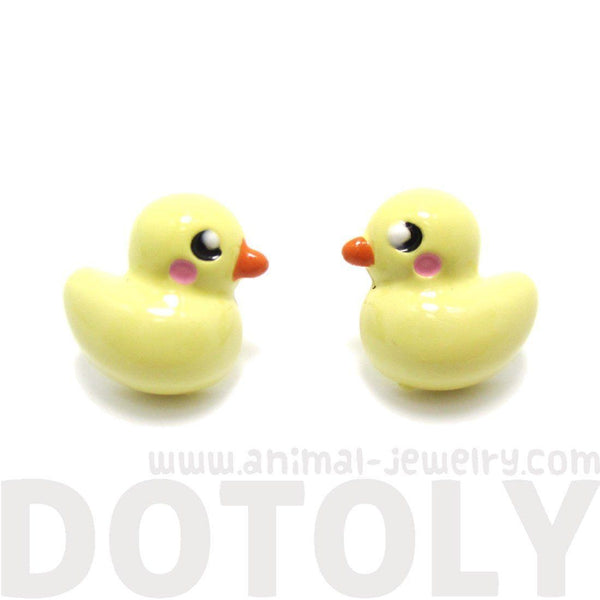 http://www.animal-jewelry.com/cdn/shop/products/small-yellow-rubber-ducky-shaped-stud-earrings-animal-jewelry-dotoly_588e9034-85db-4aa2-92de-d481fbbbcb83_grande.jpg?v=1507916358