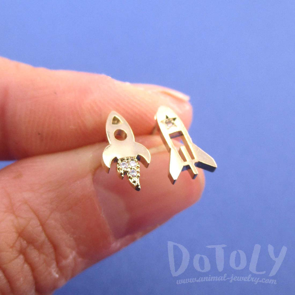 Spaceship starship Rocket Shaped Space Themed Stud Earrings in Gold