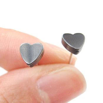 Tiny Classic Heart Shaped Stud Earrings in Gunmetal Silver | DOTOLY | DOTOLY