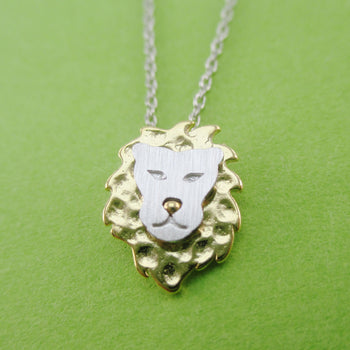 3D Fierce Lion Face Shaped Animal Themed Pendant Necklace in Silver