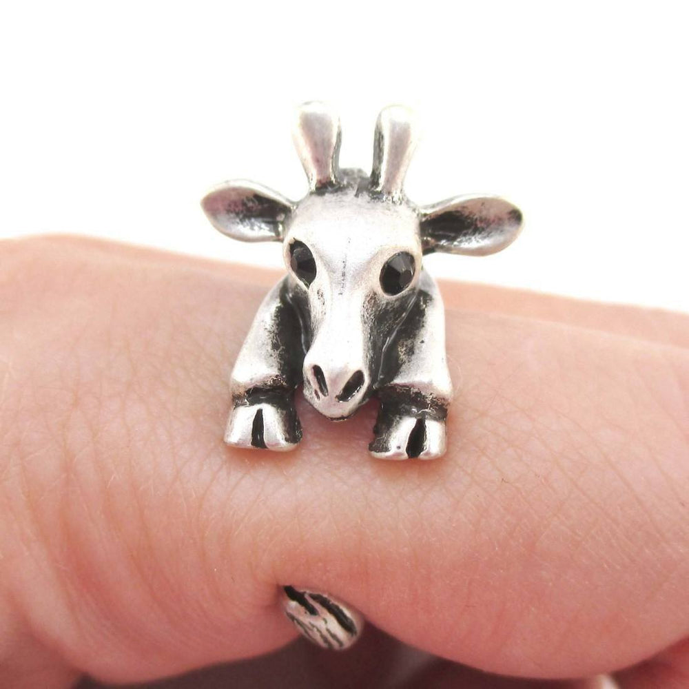 3D Giraffe Wrapped Around Your Finger Animal Ring in Silver | DOTOLY