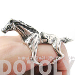 3D Horse Pony Shaped Animal Wrap Armor Knuckle Joint Ring in Silver | Size 5 to 9 | DOTOLY