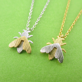 3D Housefly Insect Bug Fly Shaped Pendant Necklace in Gold or Silver