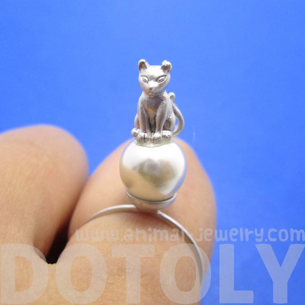 3D Kitty Cat Shaped Animal Ring on A Pearl Bead in Silver | DOTOLY