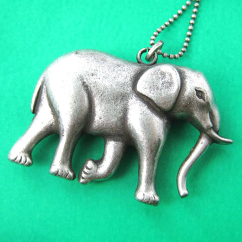 3D Large Elephant Animal Pendant Necklace in Silver | DOTOLY | DOTOLY