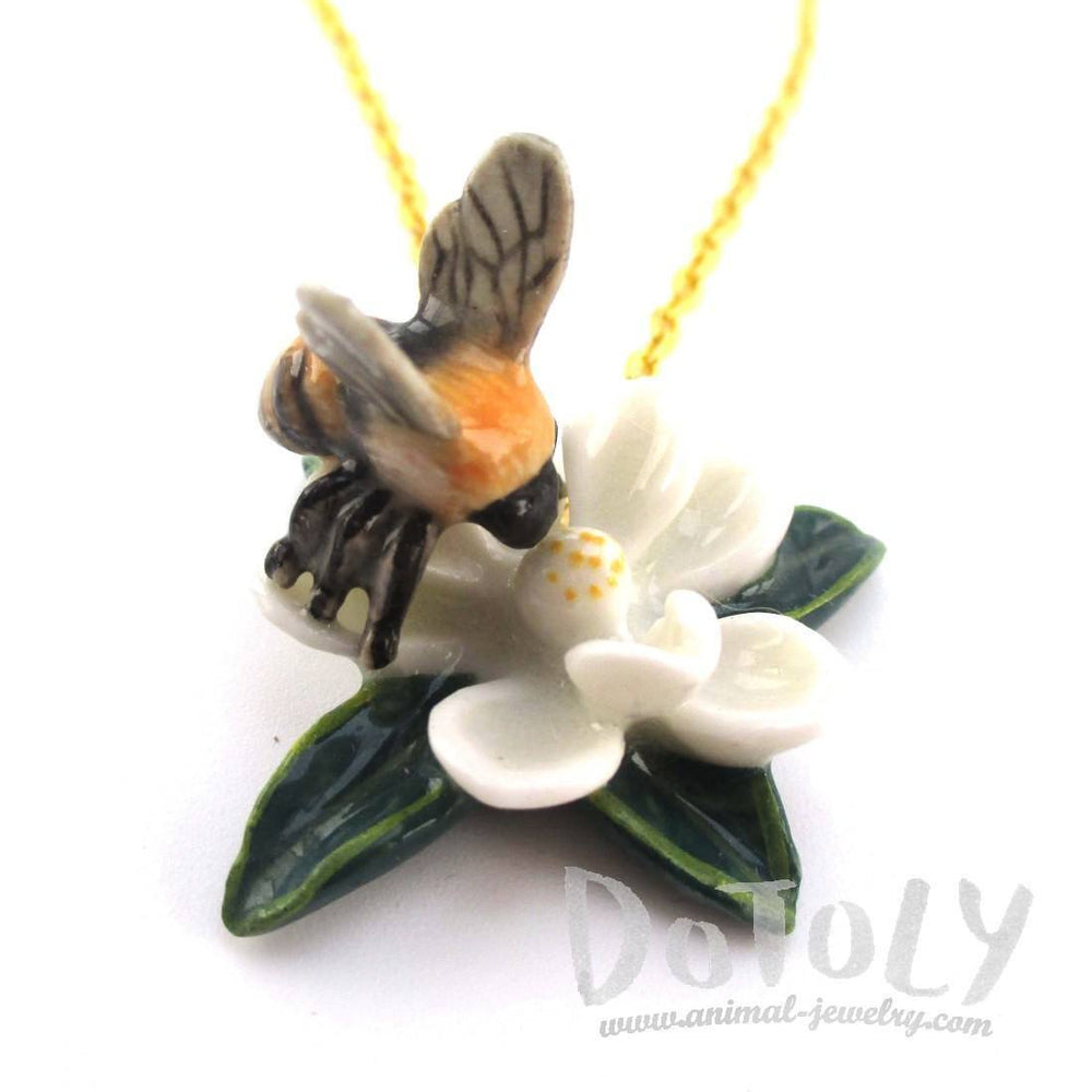 3D Porcelain Bumble Bee on a White Flower Shaped Pendant Necklace