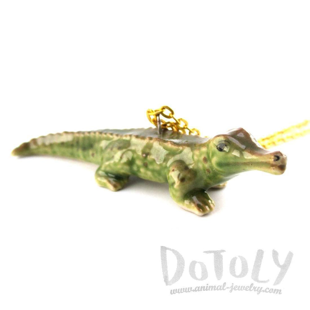 3D Porcelain Crocodile Shaped Ceramic Pendant Necklace | DOTOLY