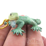 3D Porcelain Green Iguana Lizard Shaped Ceramic Pendant Necklace