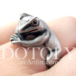 Frog Toad Animal Wrap Around Hug Ring in Silver - Size 4 to 9 Available | DOTOLY