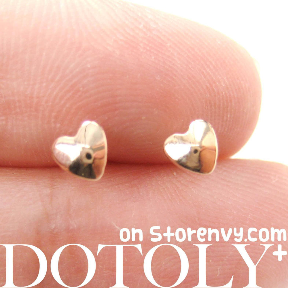 Tiny Classic Heart Shaped Stud Earrings in Rose Gold | DOTOLY | DOTOLY