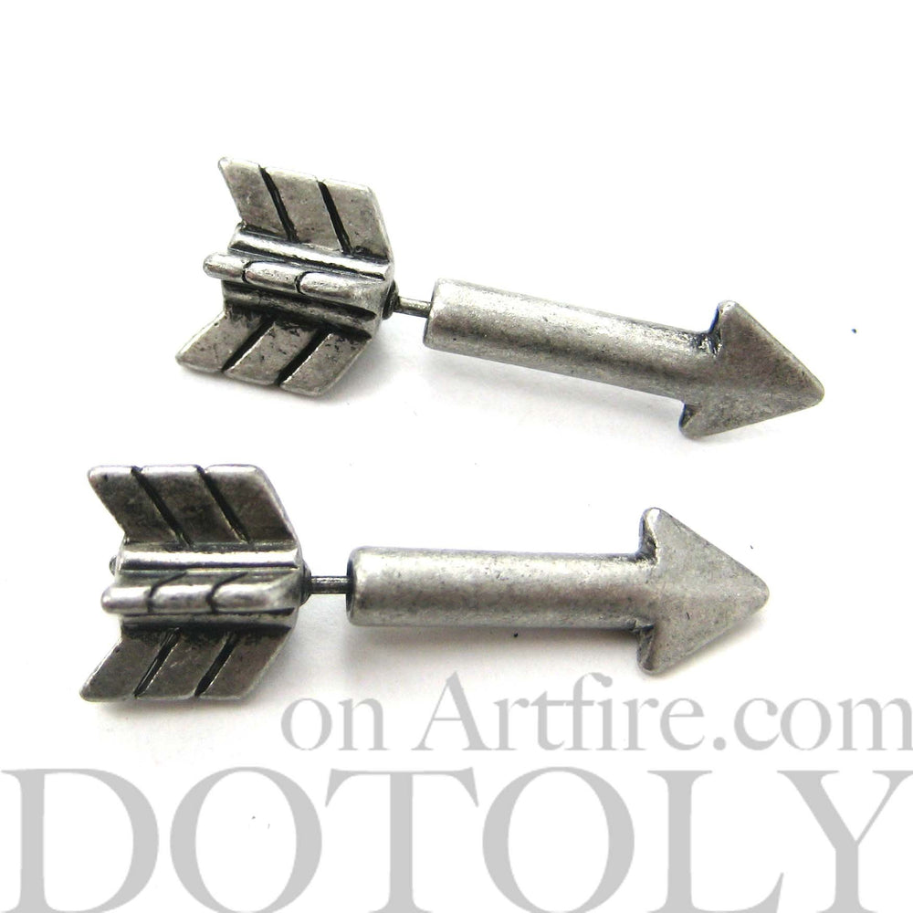 Fake Gauge Earrings: Realistic Arrow Shaped Faux Plug Stud Earrings in Silver | DOTOLY